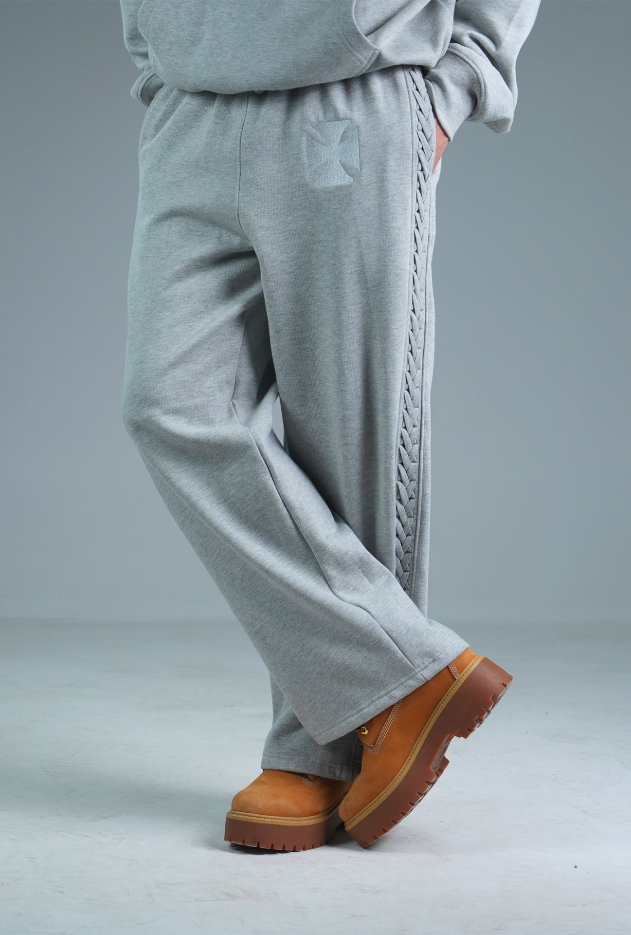 Entangled Sweatpant